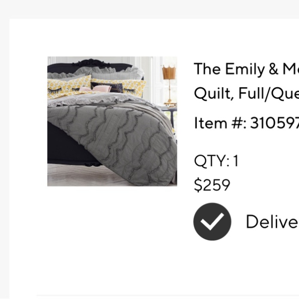 Pottery barn, teen Emily and Merrit comforter and shams set